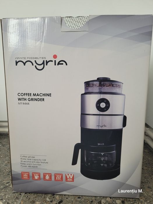 Cafetieră cu râșniță Myria