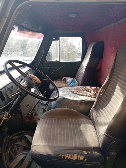 Uaz 1985 yil benzinda