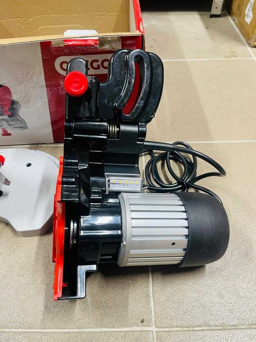 Mașină de ascuțit lanțuri Oregon Professional 230 V
