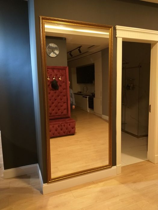 Зеркала под заказ с подсветкой