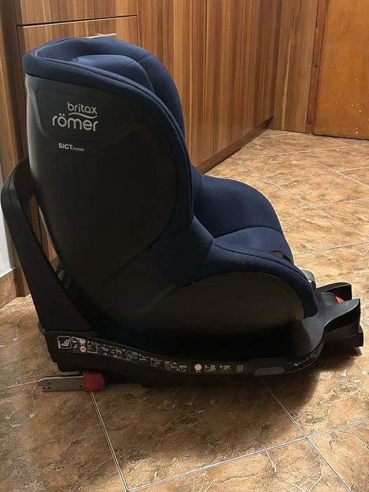 Стол за кола Britax Römer Dualfix Pro M, i-Size, 61-105 см