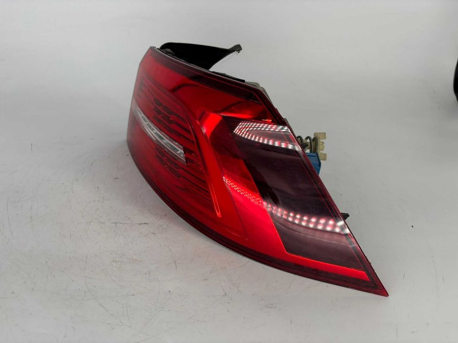 Stop dreapta Volkswagen Passat B8 an 2015