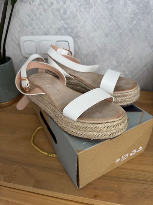 Босоножки женские 38р