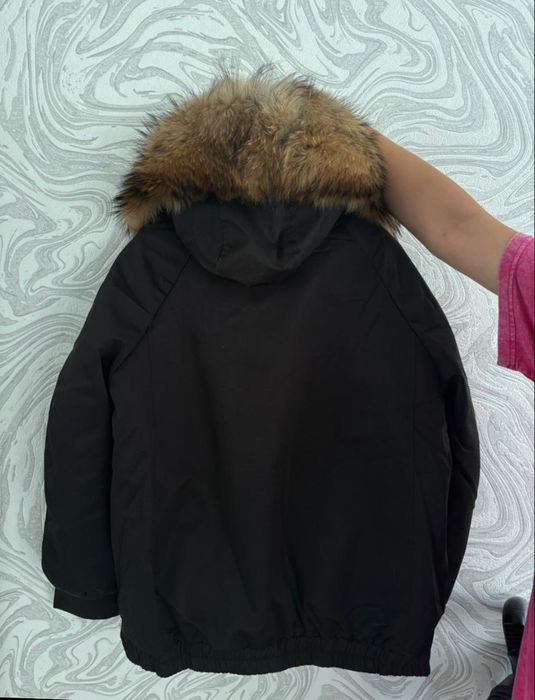 Продам  Парку женскую 30000