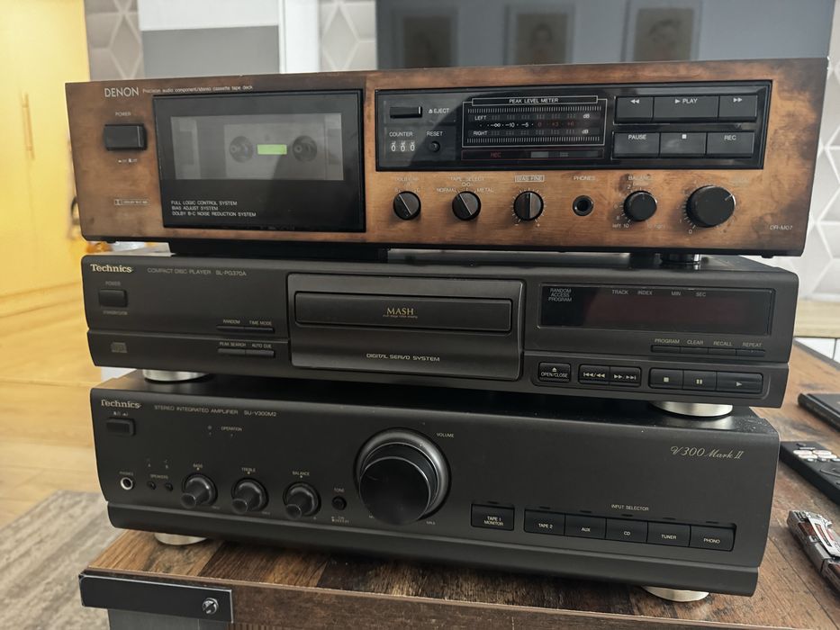 Linie Technics cu deck Denon