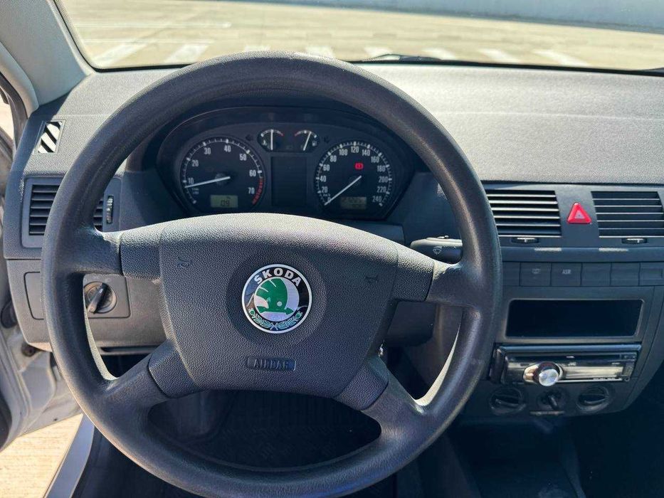 Skoda Fabia 2003 1.4 Benzina