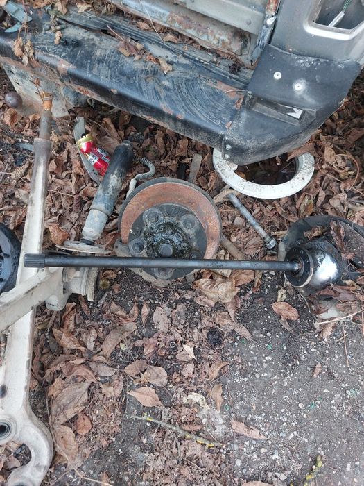 Land Rover Discovery 200 и 300 на части