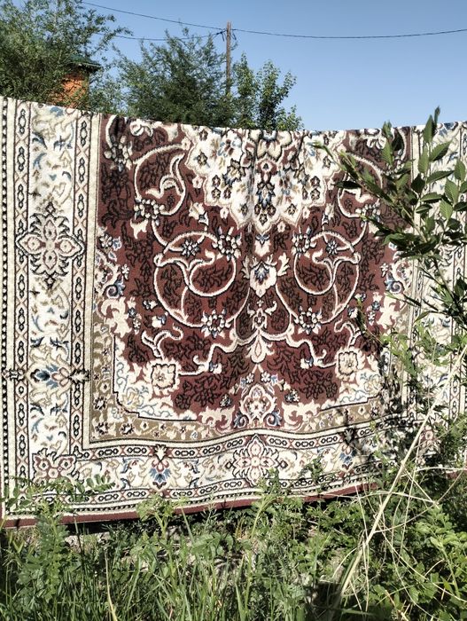 Продам ковер гостинный