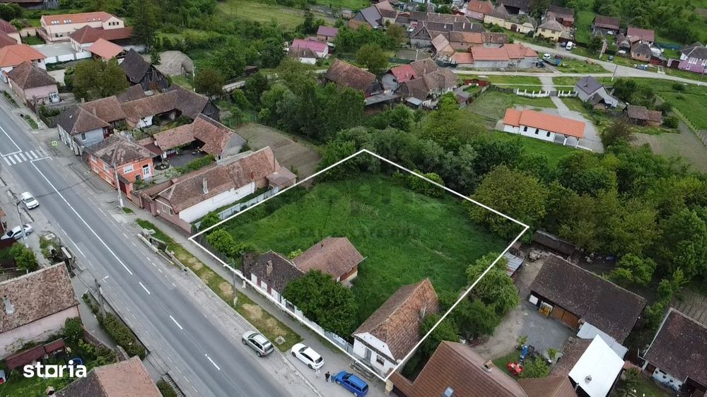 2 Case + Teren Generos | Bunesti- La Doar 7 Km De Viscri - Patrimoniu