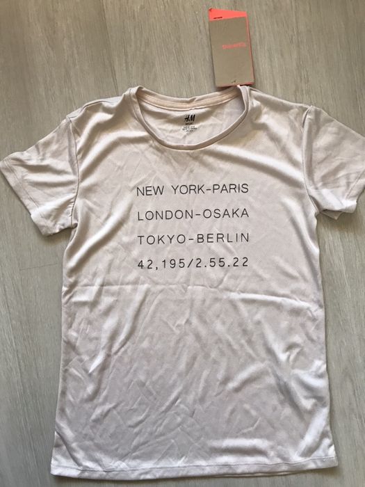 Дамски спортни топове, чисто нови