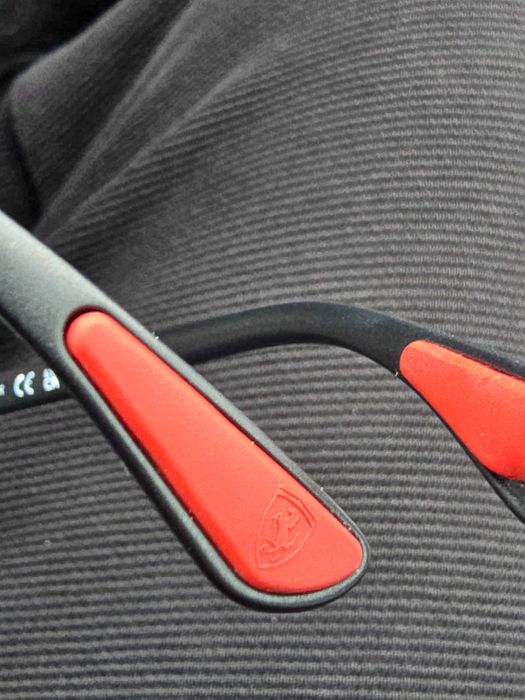 Ochelari de soare Ray Ban  Ferrari