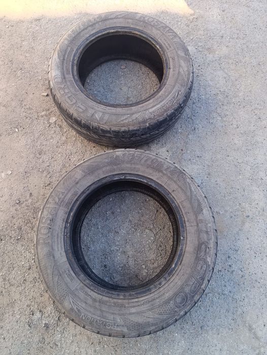 Продам две шины на 14