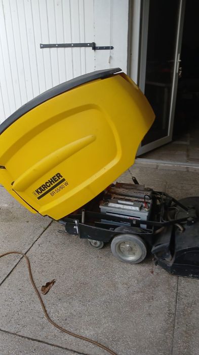 Karcher mașina de spălat podeaua cu perii