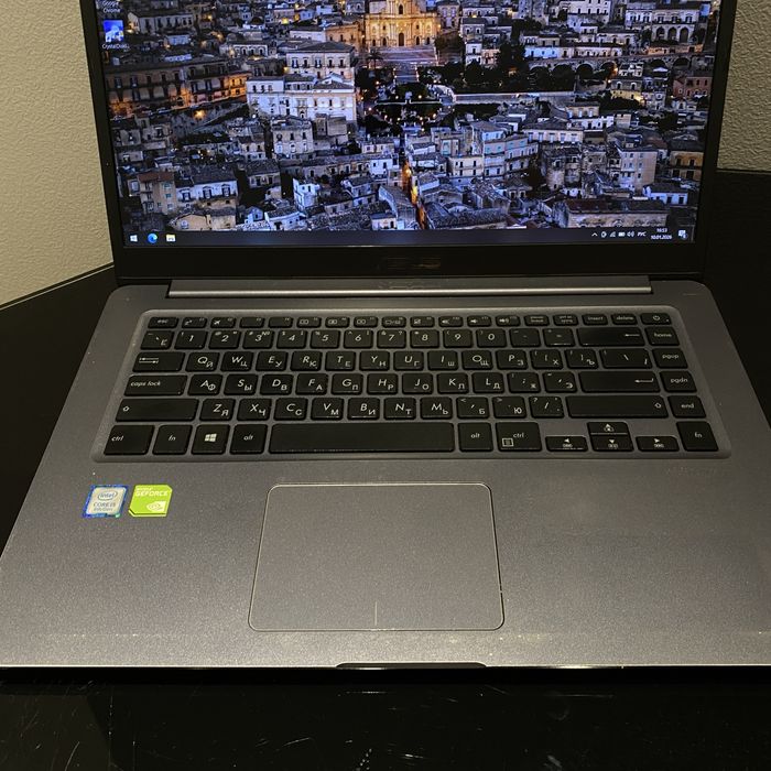 Asus Vivobook 15