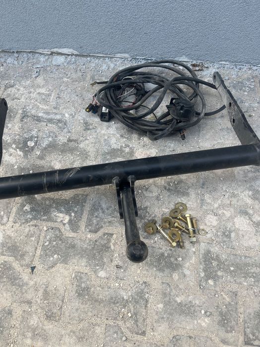 Продавам нов теглич за бус Фолксваген