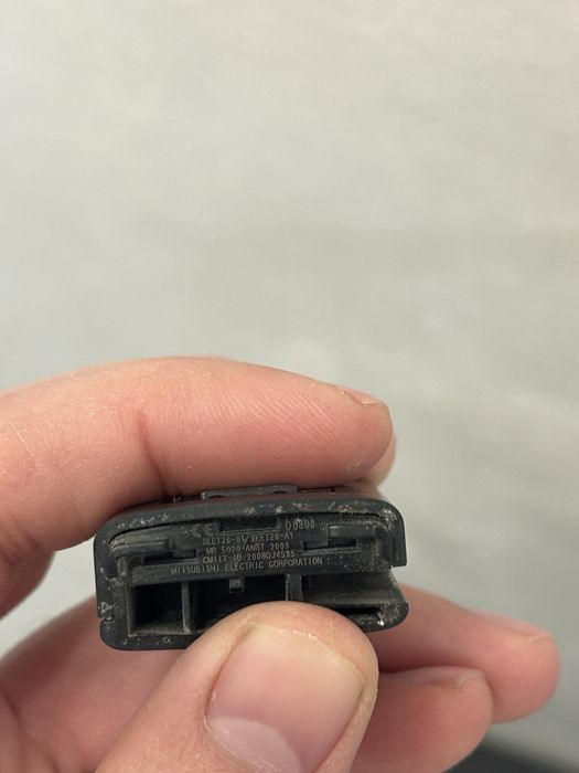 Оригинален ключ мазда 2