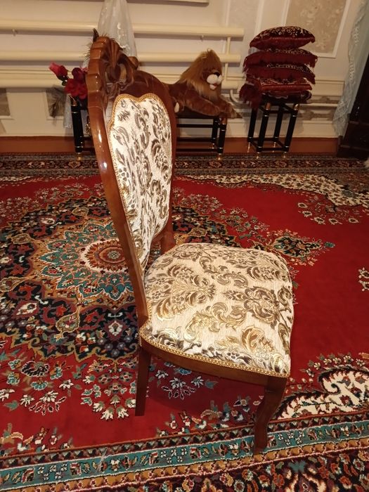 Стул ва стол 14 одамлик