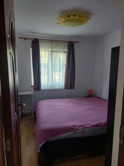 Închiriez cabană pentru Paște