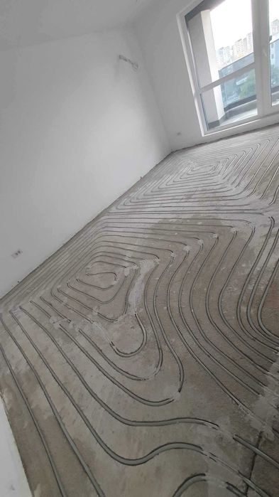 Canelare şapă încălzirea în pardoseală/ Țeavă sparta/ slefuit beton