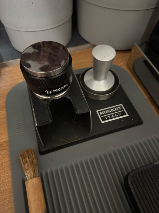 Espressor prof Rocket Appartamento TCA grup e61 plus multe accesorii