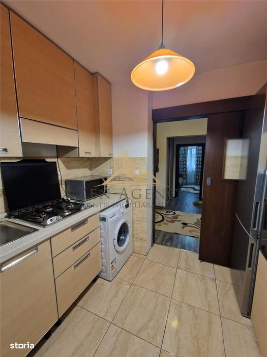 Apartament 3 camere, decomandat