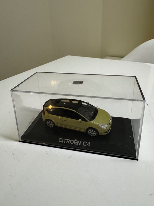 Macheta Citroen C4 Coupe 2005 Norev