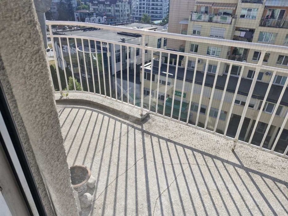 Дава се под наем Тристаен апартамент в София, Младост 1 - 80 кв.м за 1100 € - Снимка #14