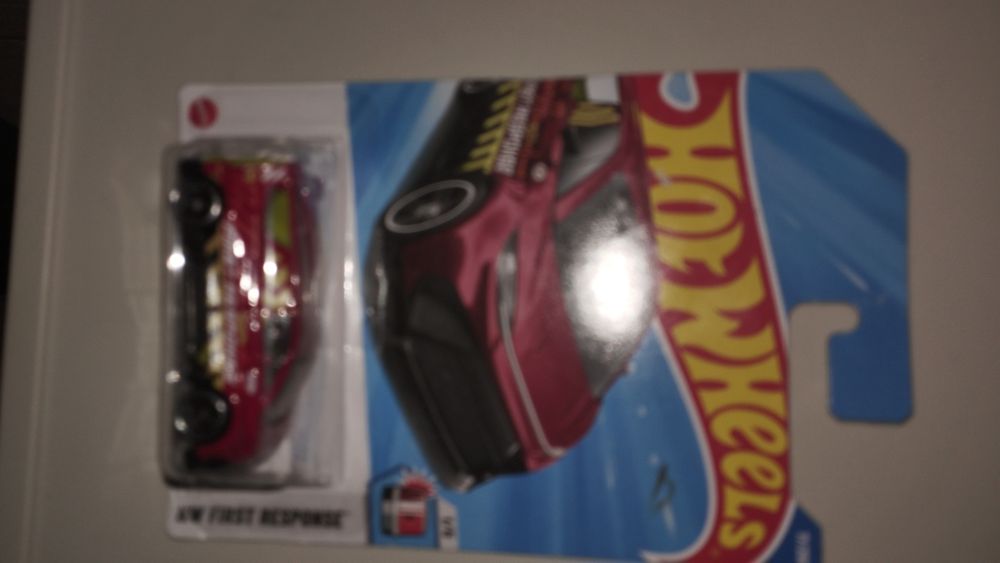 Машинки хотвилсы