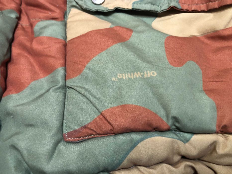 Off-White Camouflage зимнo яке M
