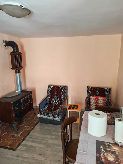 Casa de vanzare com Poroschia(sat Calomfiresti)