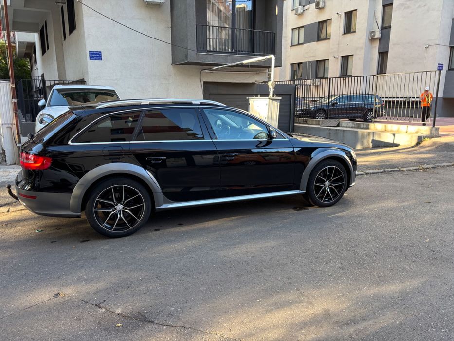 Jante  Audi A4 A6 Aliaj cu anvelope Pirelli 235/45R19 5/112