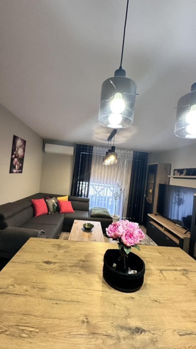 Луксозен апартамент за нощувки