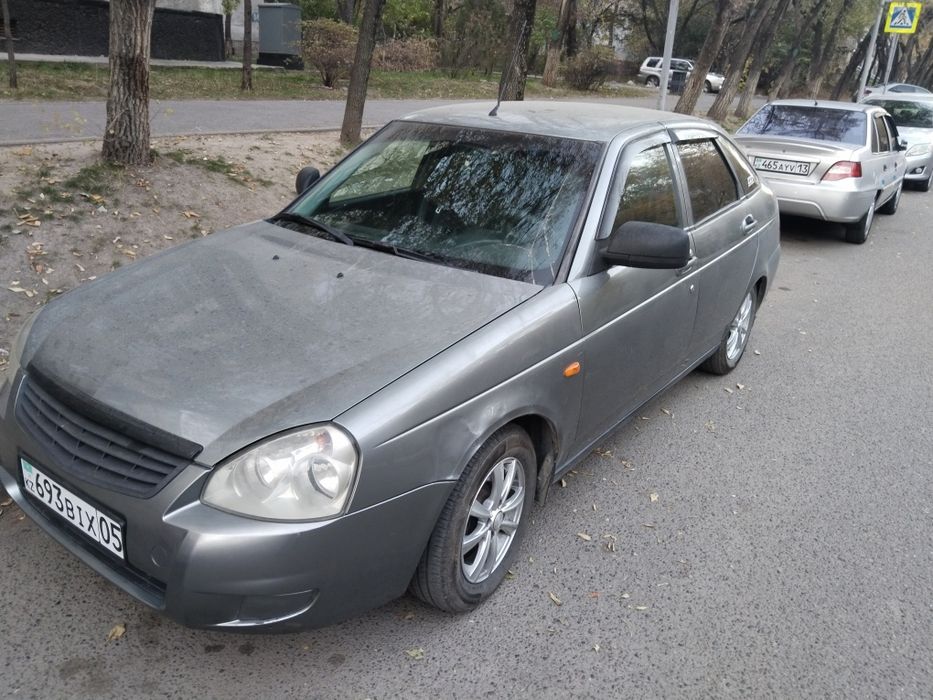 Продам приору 2072