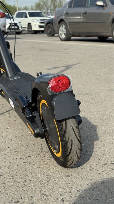 Электросамокат Аова