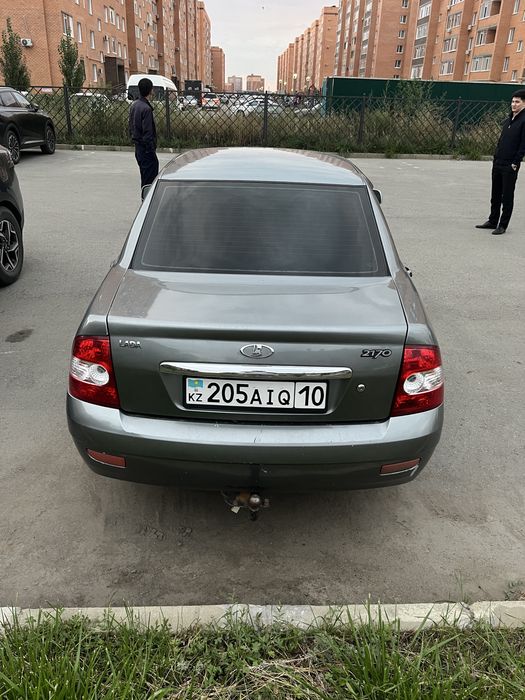 Продам приору 1 седан 2010г