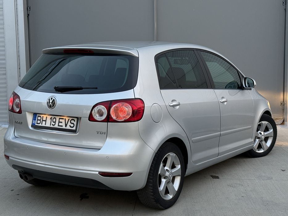 VOLKSWAGEN Golf 2011 — imagine 4