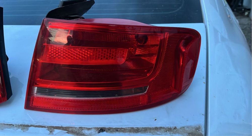 Set stopuri audi a4 b8 halogen