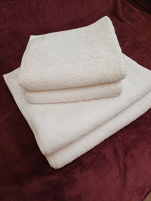 prosoape Caresa ,albe