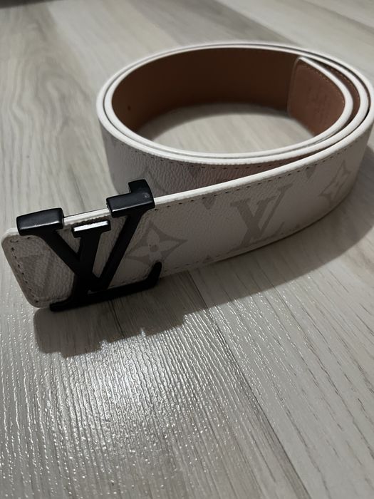 Curea Louis Vuitton Alba Noua