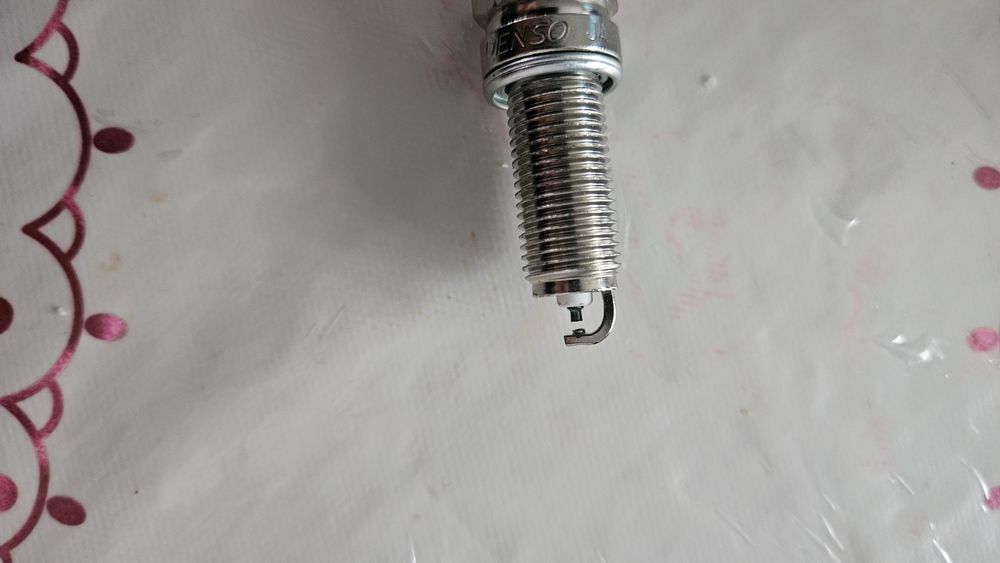 Продам свечи зажигания