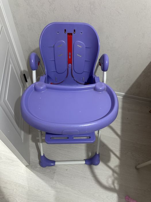 Продам детский столик