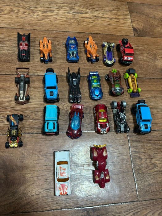 Машинки Хот Вилс