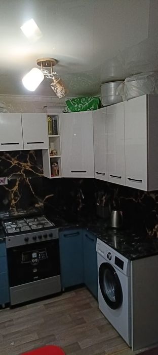Кухонный гарнитур сатылады