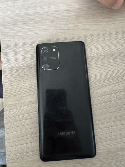 Самсунг s10 lite