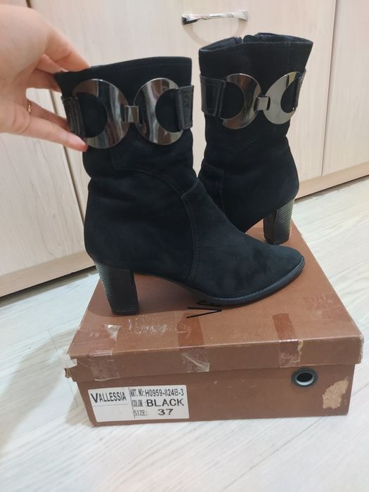 Продам зимние сапоги НАТУРАЛКА