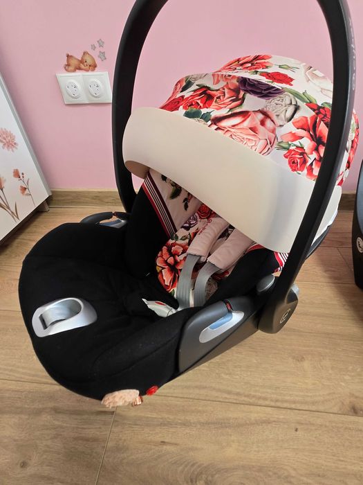 Cybex стол за кола Cloud Z i-size Spring/Blossom