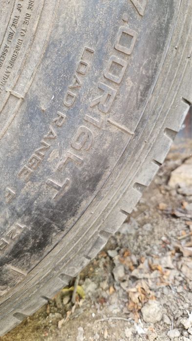 Покрышки ,б/у для автобуса (costra)