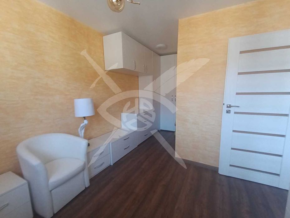 Продава се Двустаен апартамент в София, Център - 45 кв.м за 3667 €/кв.м - Снимка #1