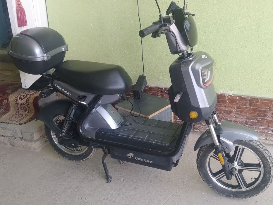 Скутер Дронго продаются