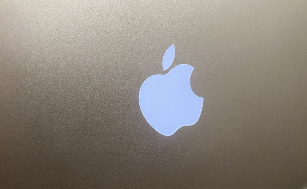 Macbook Air A1466 Core i5 Като нов!
